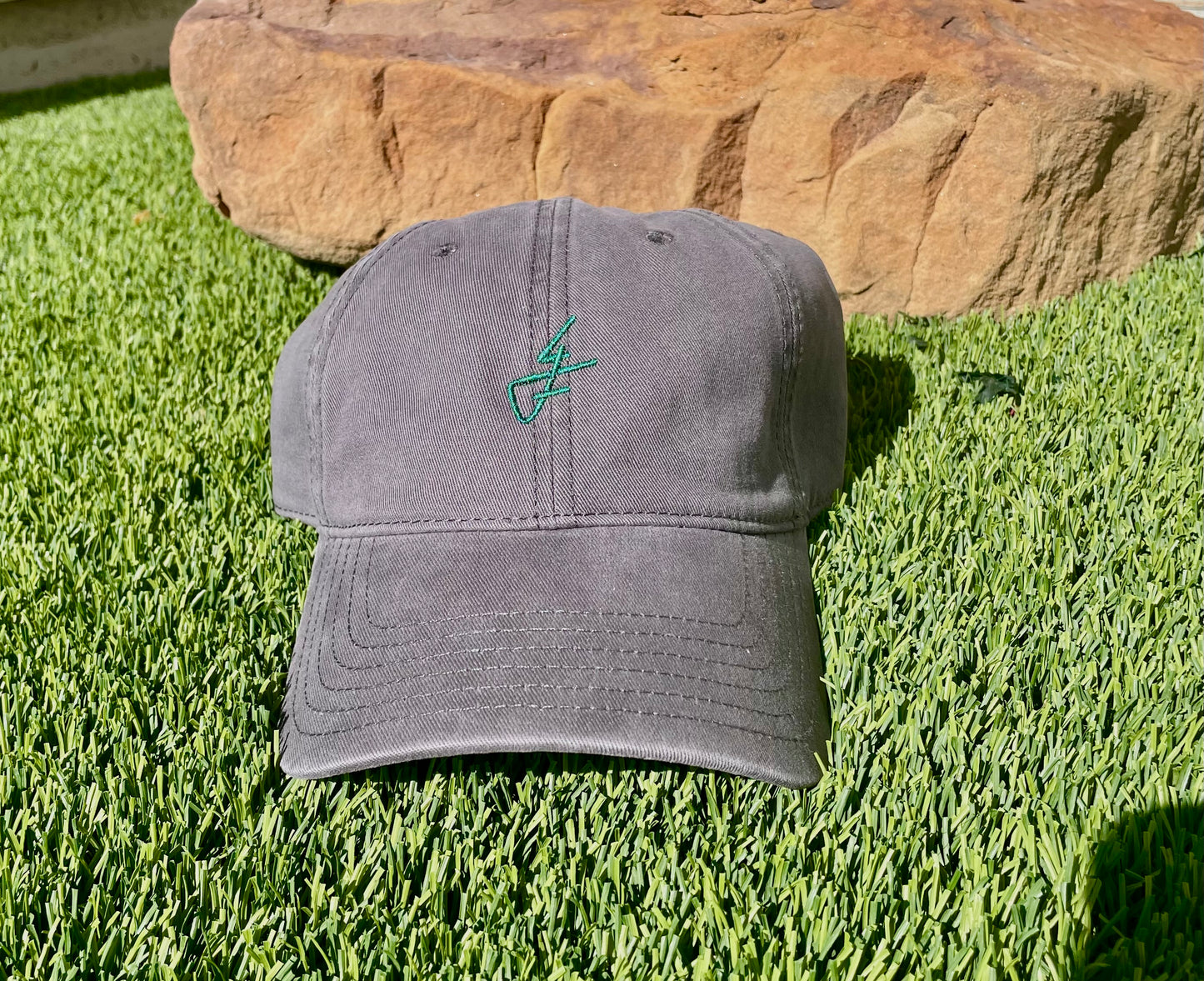 Women’s/Dad Grey adjustable hat with green 4F