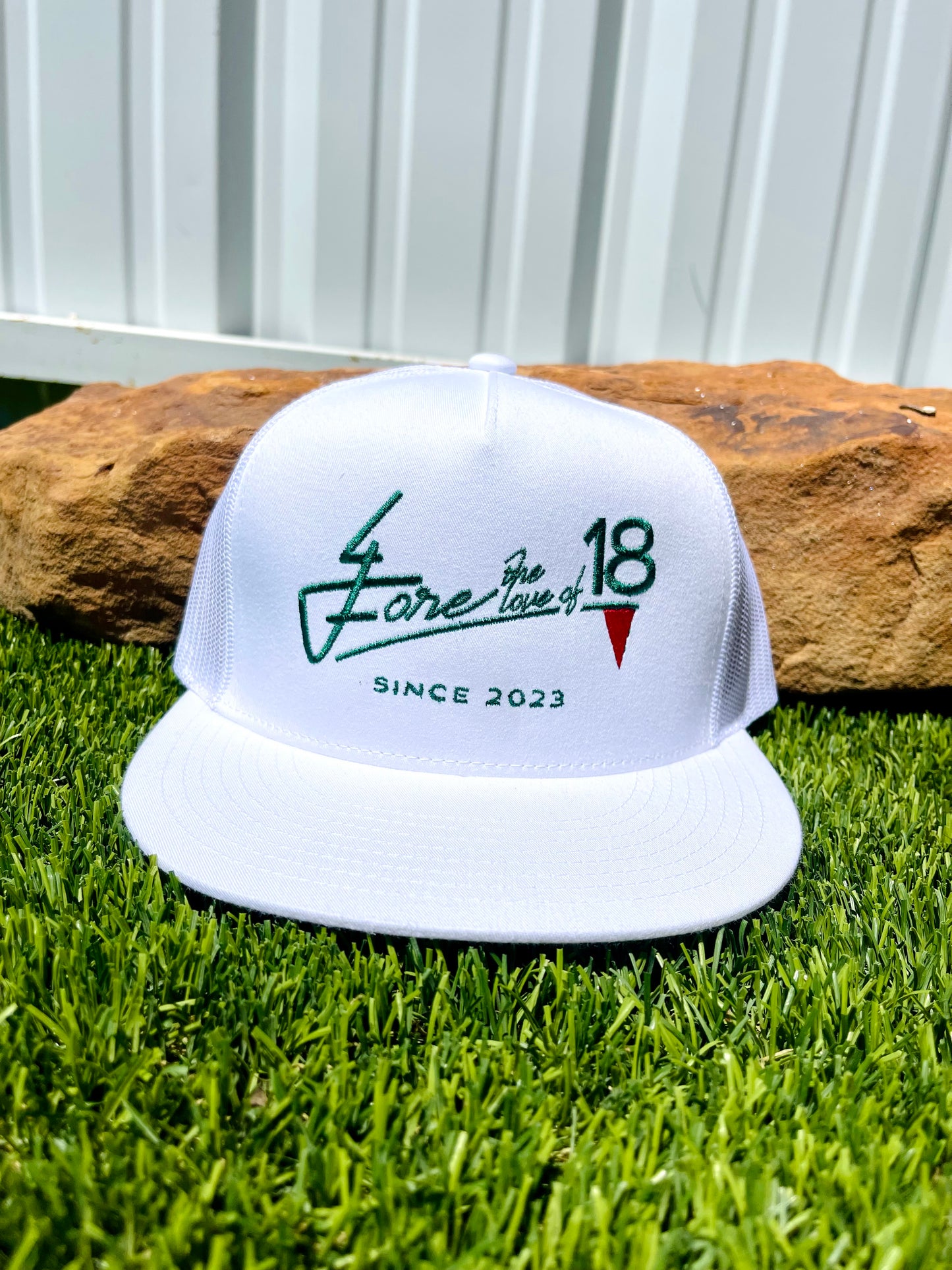 Trucker Style White SnapBack Horizontal/4F Logo